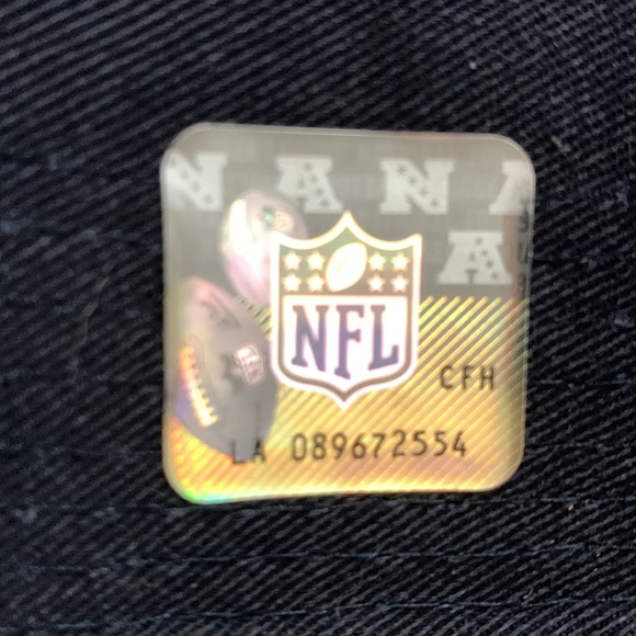 Los Angeles Chargers Women's Victoria's Secret PINK® Bling Sequin Dazzle cap - Picture 12 of 12